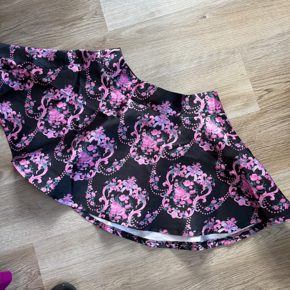 Sugar Thrillz DollsKill Black Pink Floral Rococo Satin Mini Skirt small coquette